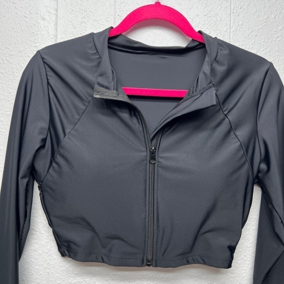 Womens Cropped Black Zip Up Top Small Coquette Chic Emo Punk Gorpcore Minimalist - Picture 2 of 9